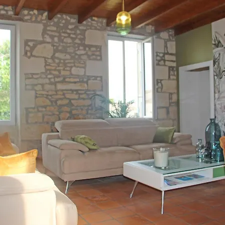 Domaine De Kiba Barzan