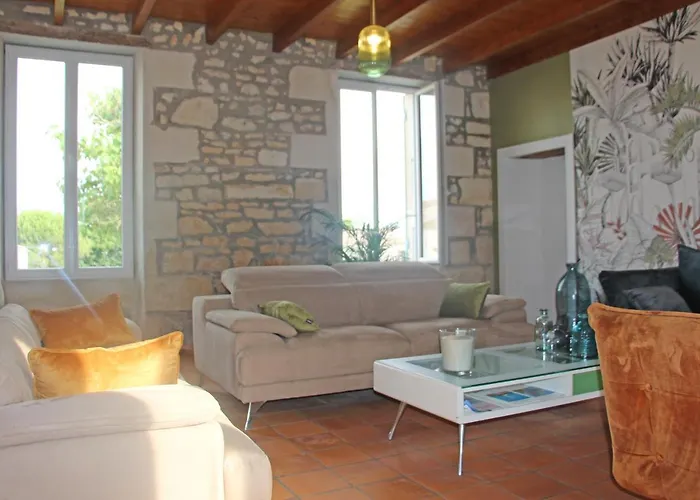 Domaine De Kiba Barzan