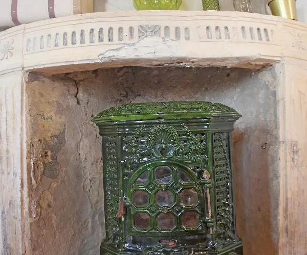 Domaine De Kiba Barzan