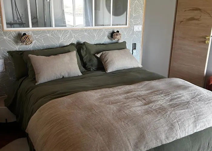 Domaine De Kiba Pensión Barzan