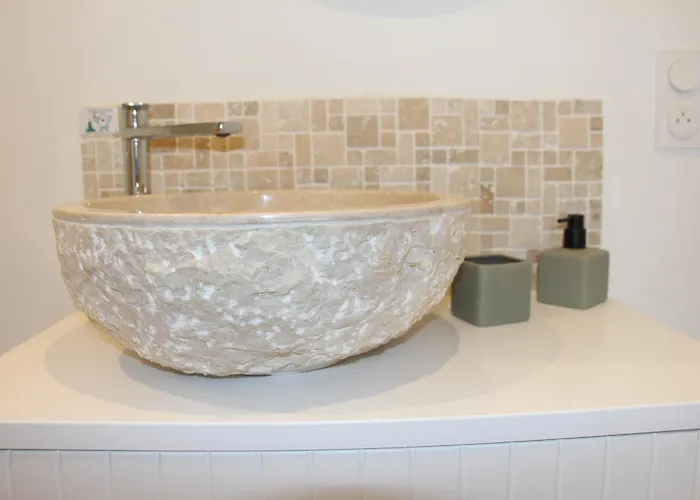 Domaine De Kiba Pensión Barzan