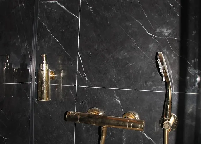 Domaine De Kiba Pensión Barzan